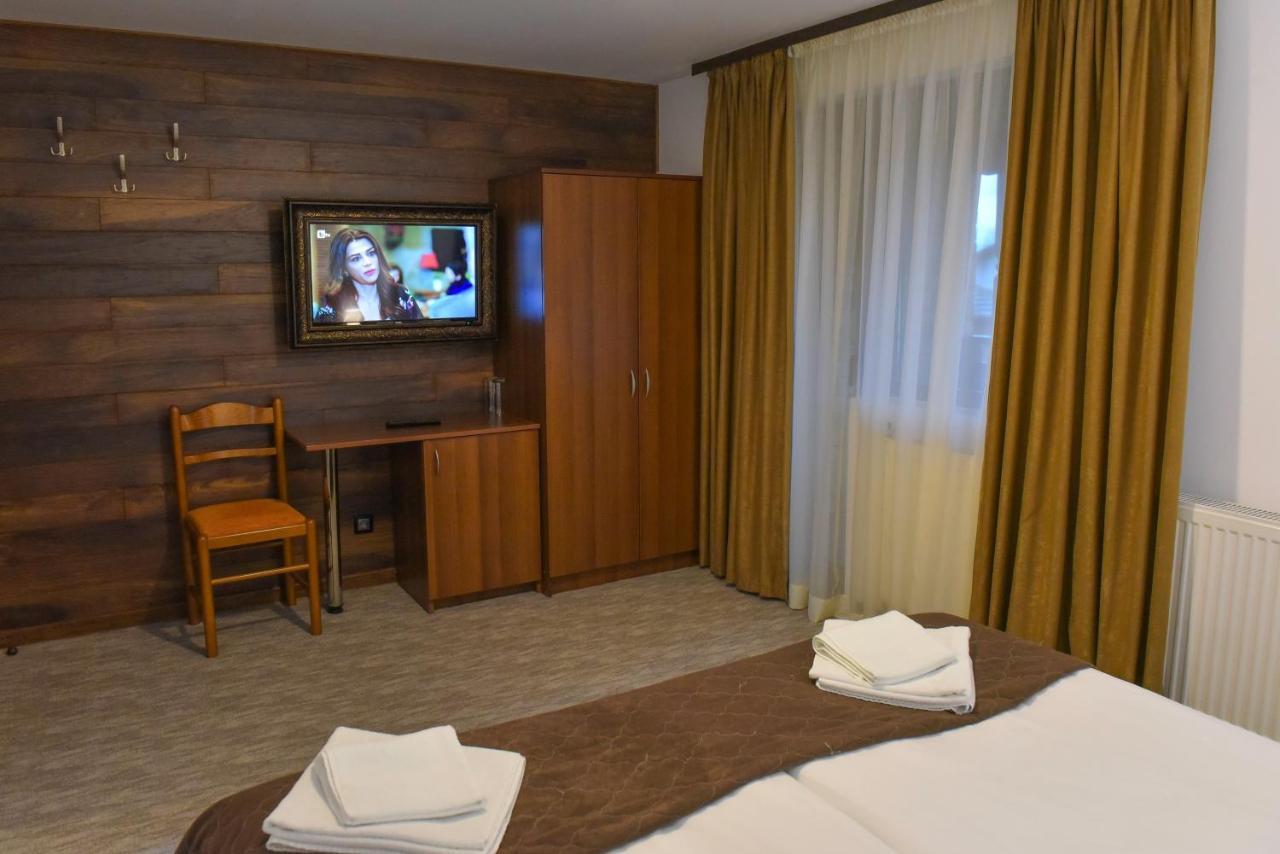 Rothmans Hotel