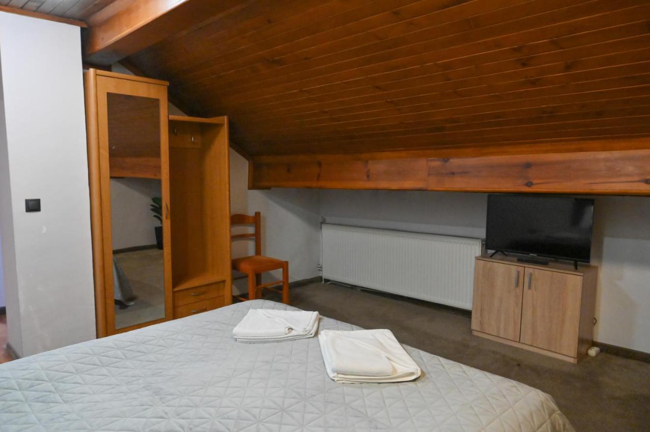 Rothmans Hotel 3*