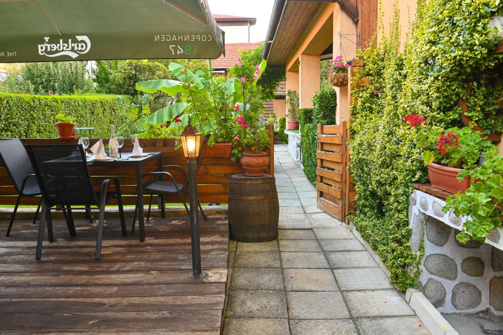 Hotel Rothmans 3*